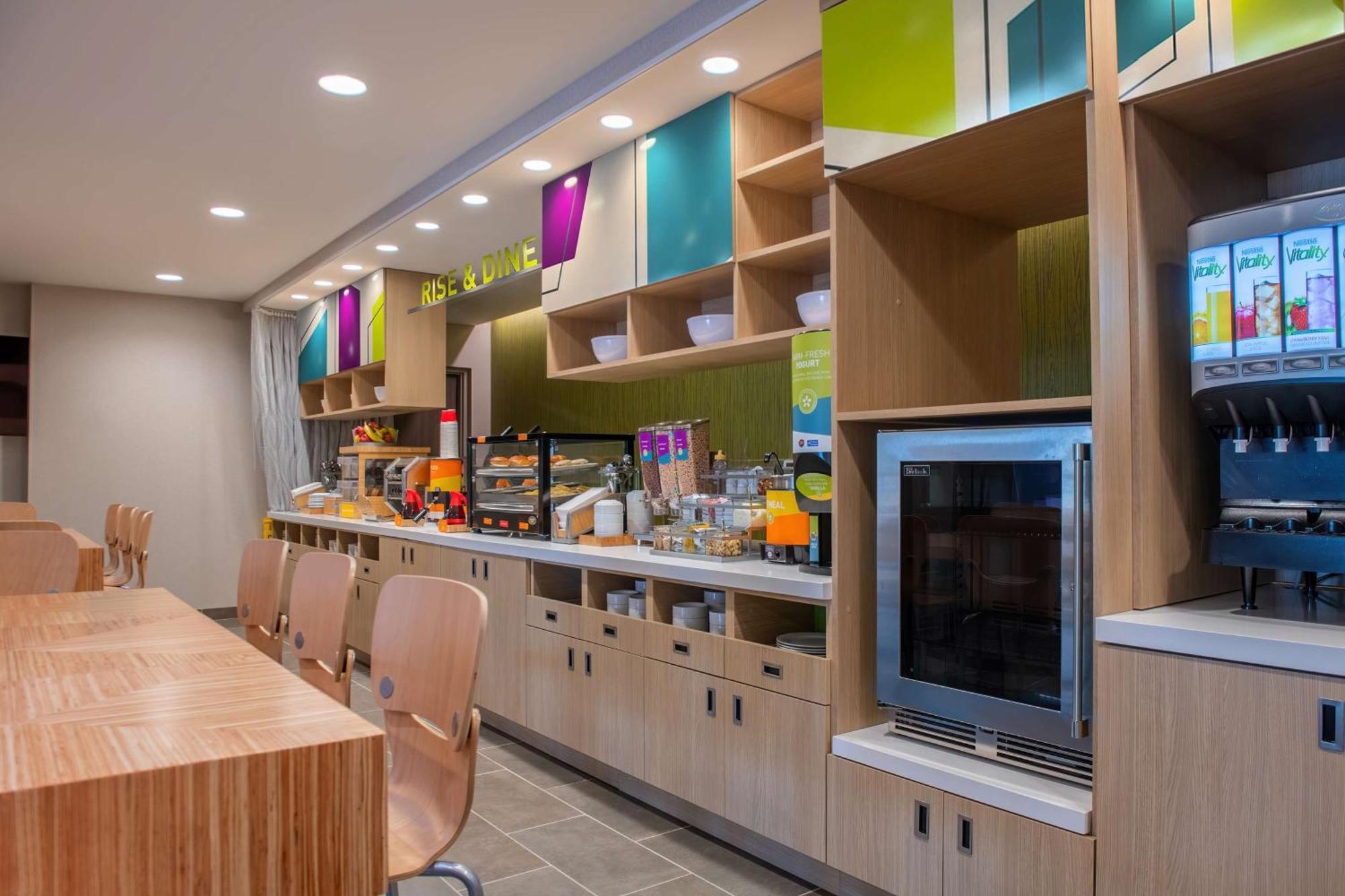 Home2 Suites By Hilton 金斯兰 外观 照片